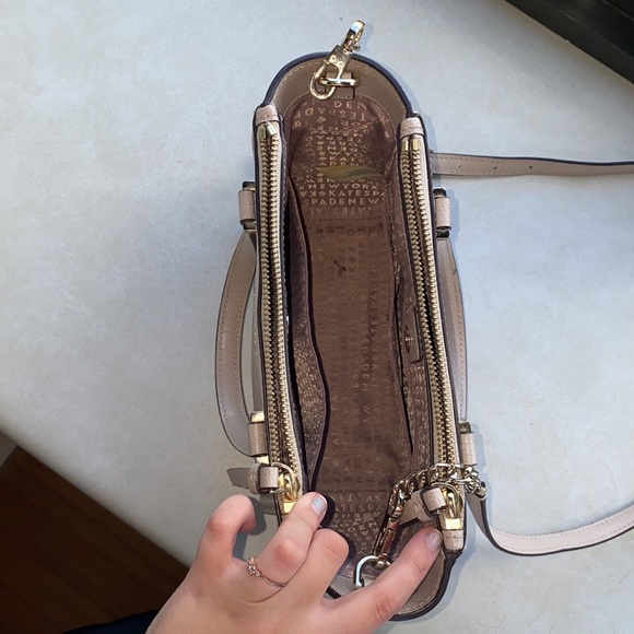 SOLD KATE SPADE tan satchel :) - Picture 2 of 4
